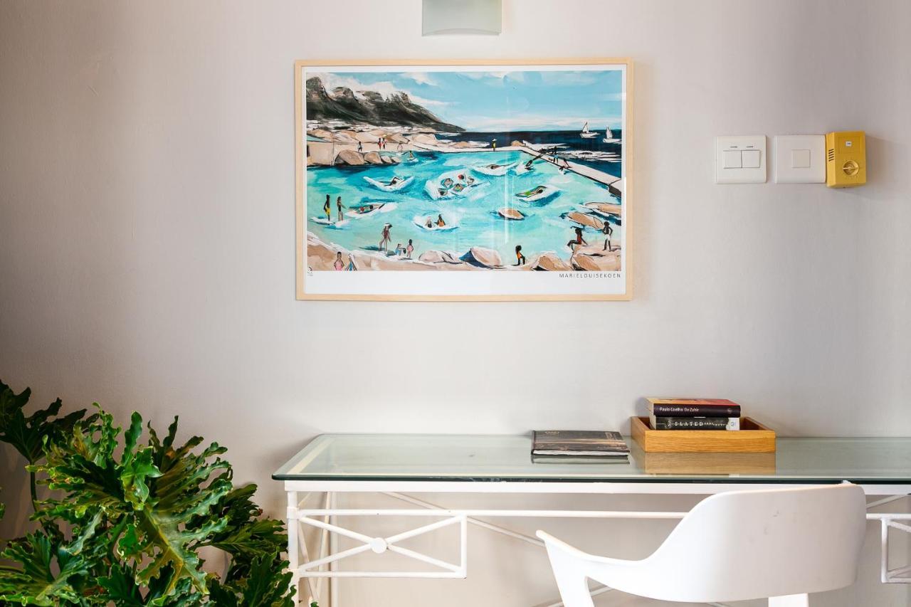 Tidal Pool Apartments - Camps Bay ケープタウン エクステリア 写真