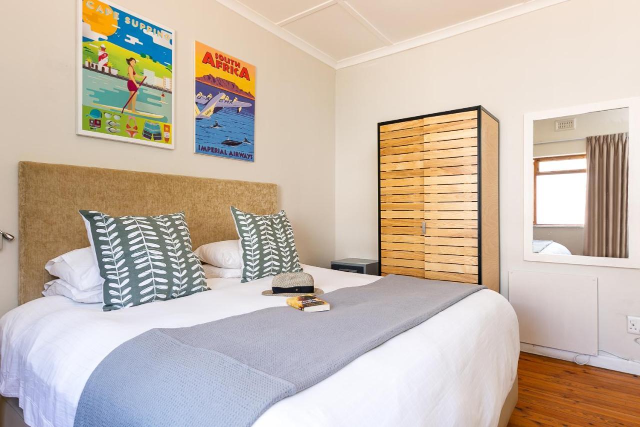 Tidal Pool Apartments - Camps Bay ケープタウン エクステリア 写真