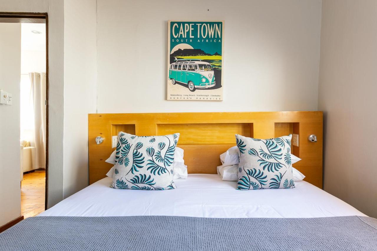 Tidal Pool Apartments - Camps Bay ケープタウン エクステリア 写真