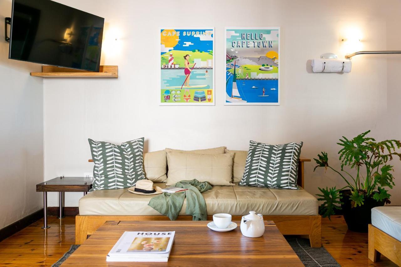 Tidal Pool Apartments - Camps Bay ケープタウン エクステリア 写真