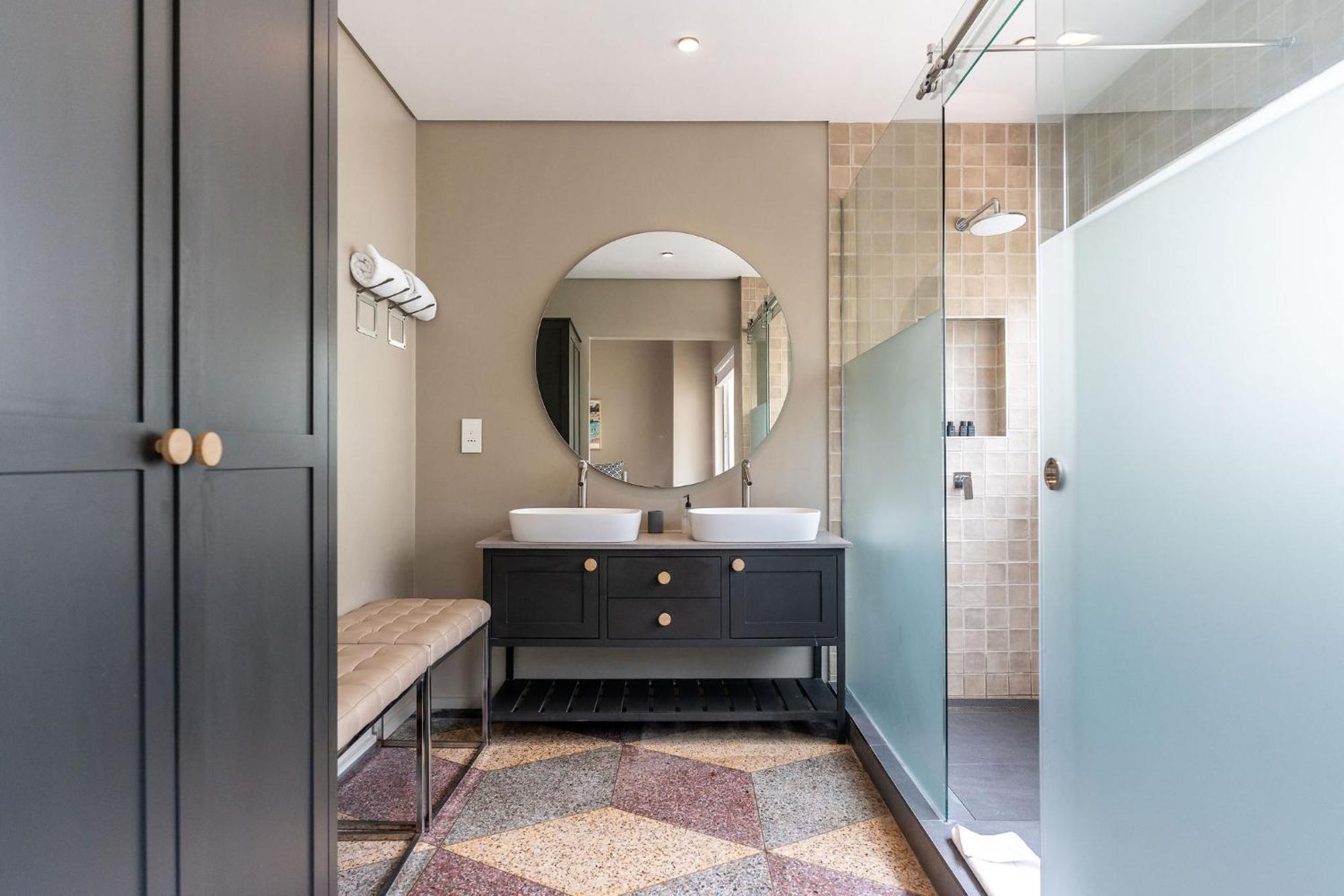 Tidal Pool Apartments - Camps Bay ケープタウン エクステリア 写真